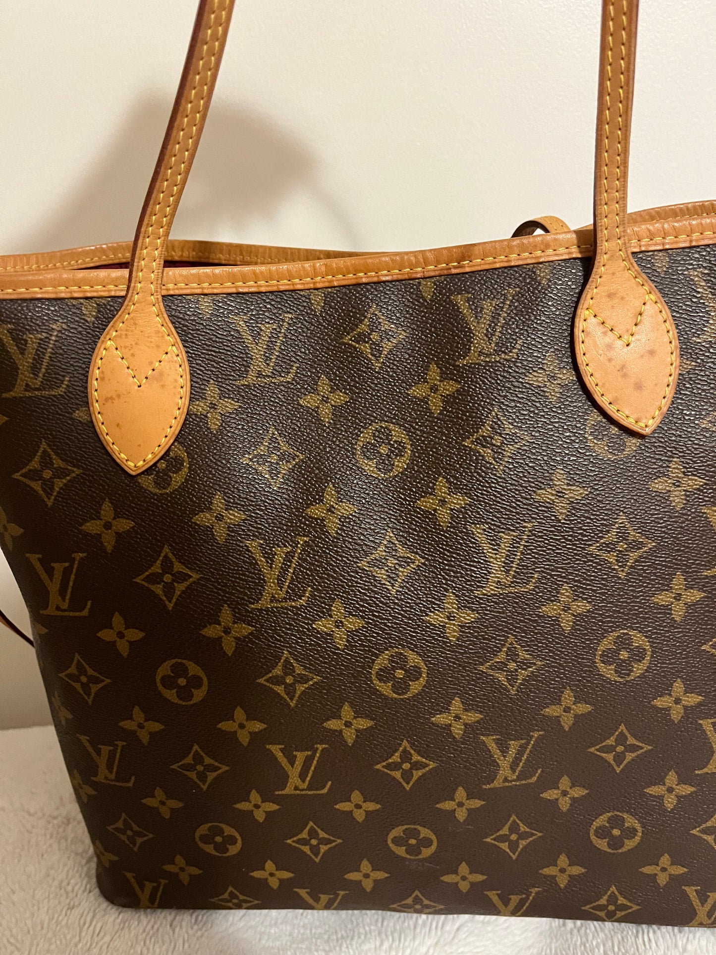 Louis Vuitton Neverfull MM with Pouch