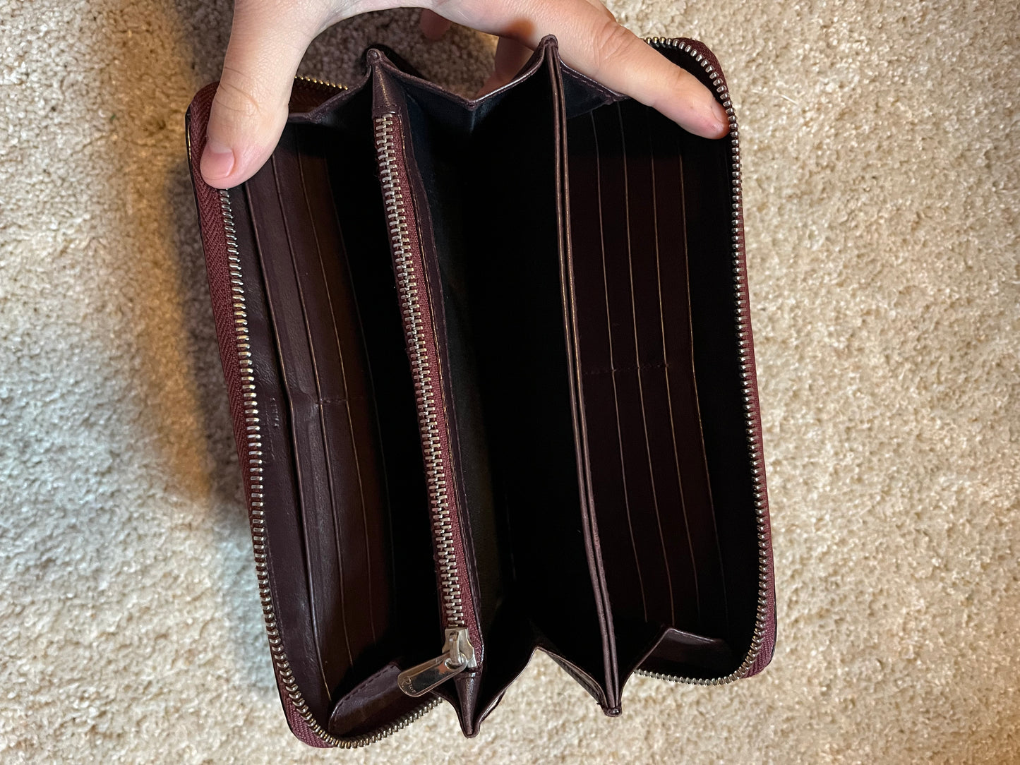 Dior wallet