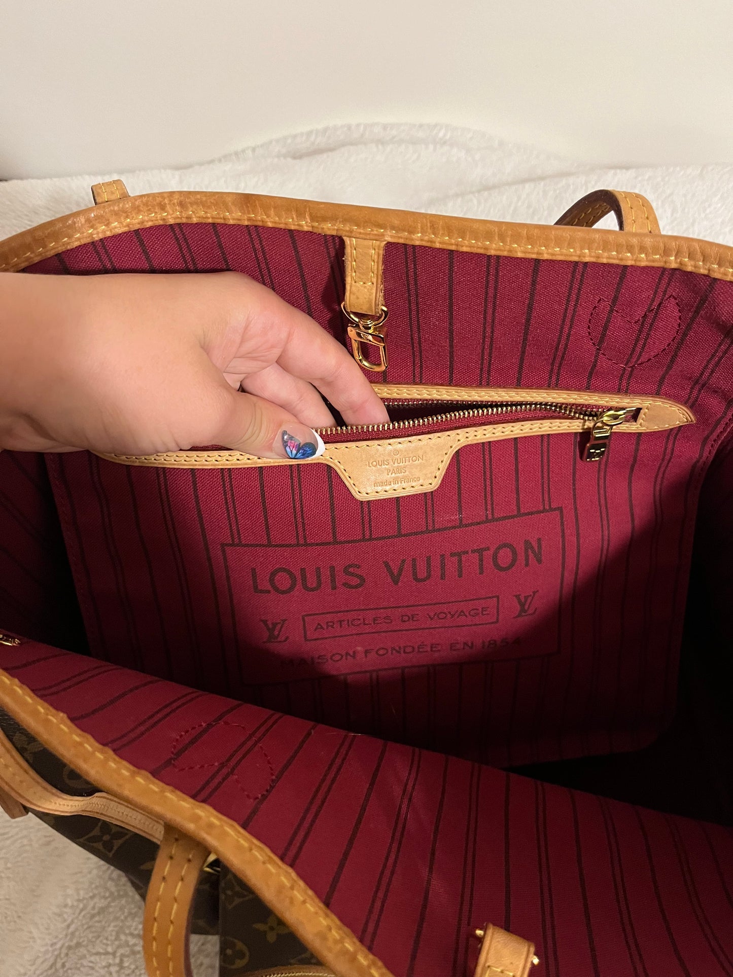 Louis Vuitton Neverfull MM with Pouch