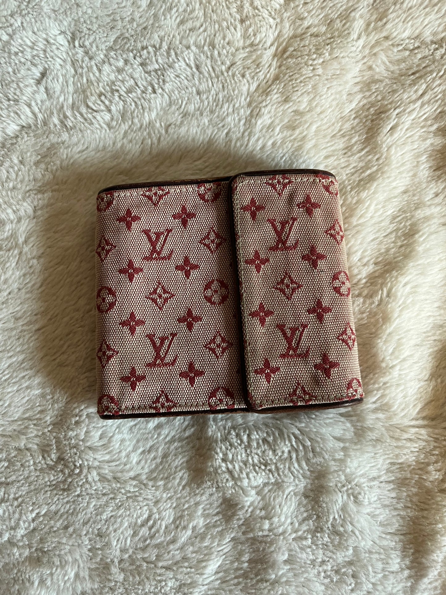 Louis Vuitton MiniLin Wallet