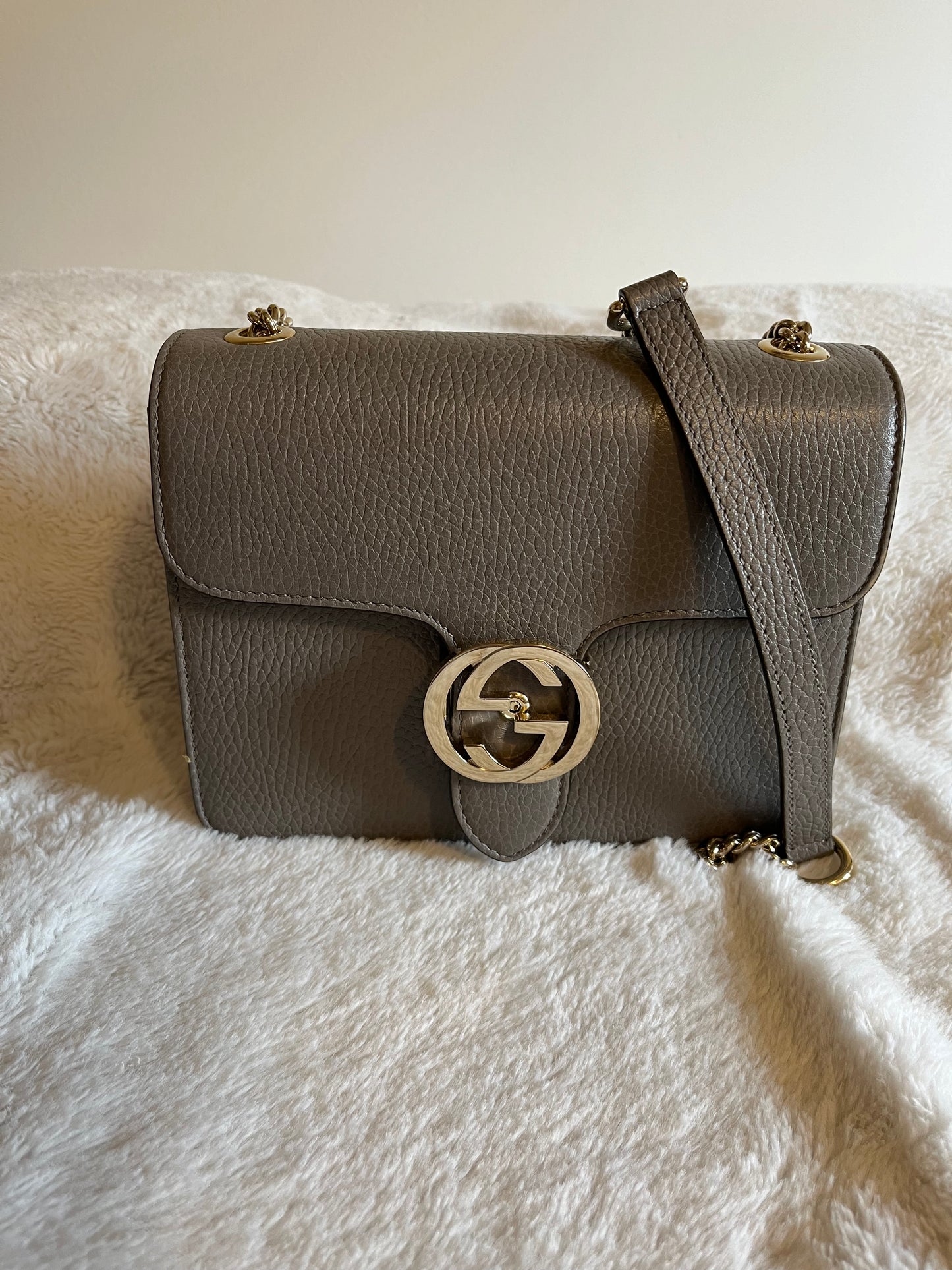 Gucci Interlock crossbody bag